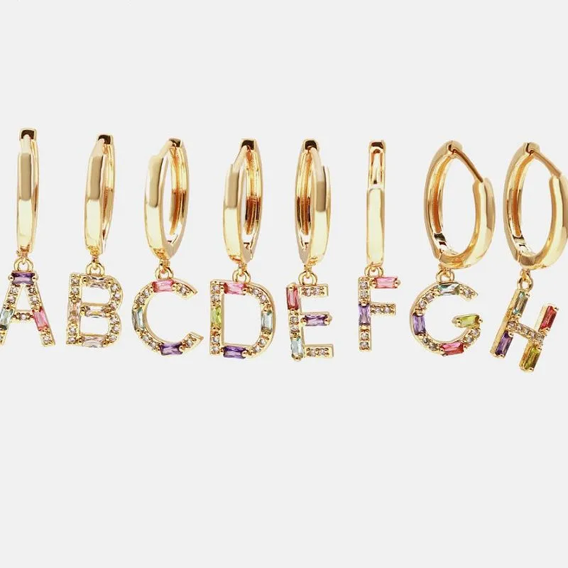 26 Clustdlws Cychwynnol yr Wyddor